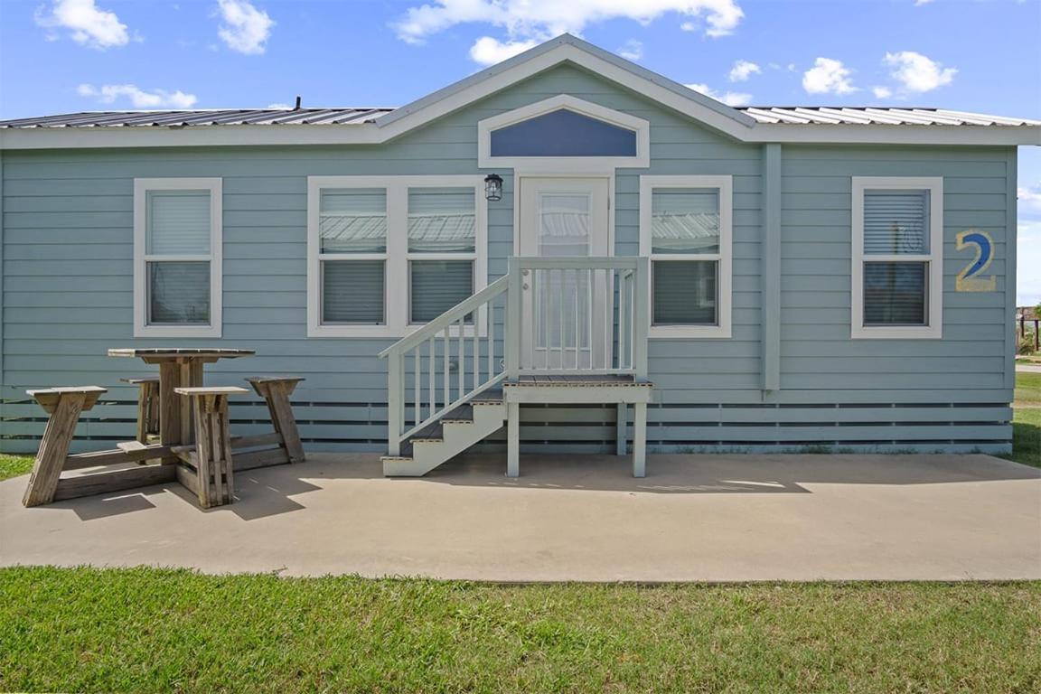 Tiny Home- Walk To The Ocean Bolivar Peninsula Exterior photo